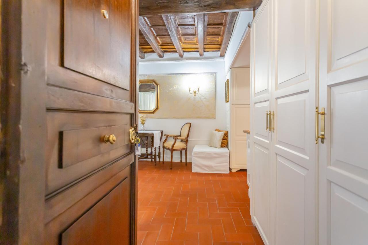 Al Cortile Del Moro Apartment โรม ภายนอก รูปภาพ