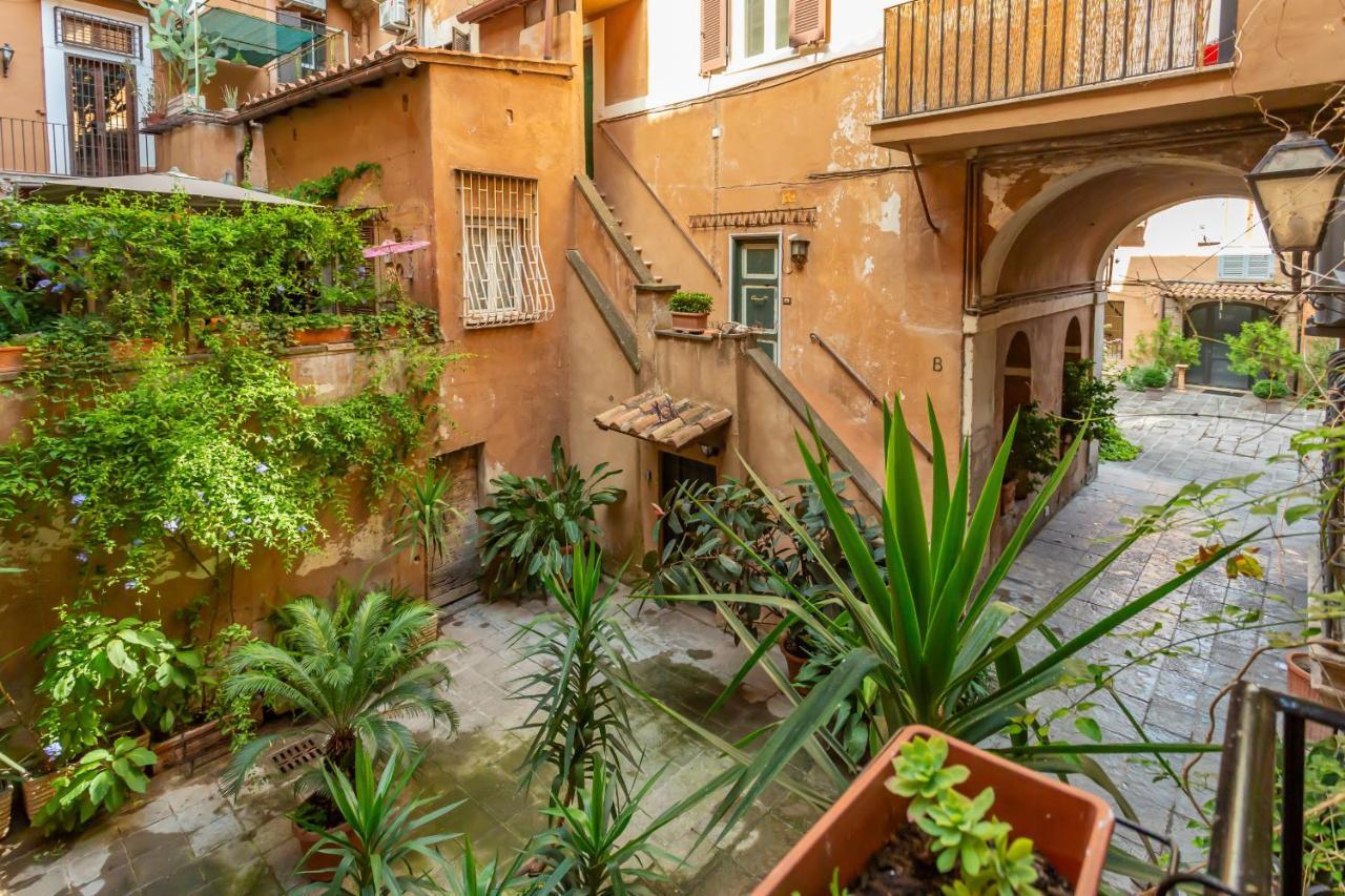 Al Cortile Del Moro Apartment โรม ภายนอก รูปภาพ