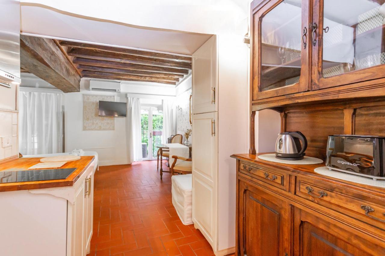Al Cortile Del Moro Apartment โรม ภายนอก รูปภาพ