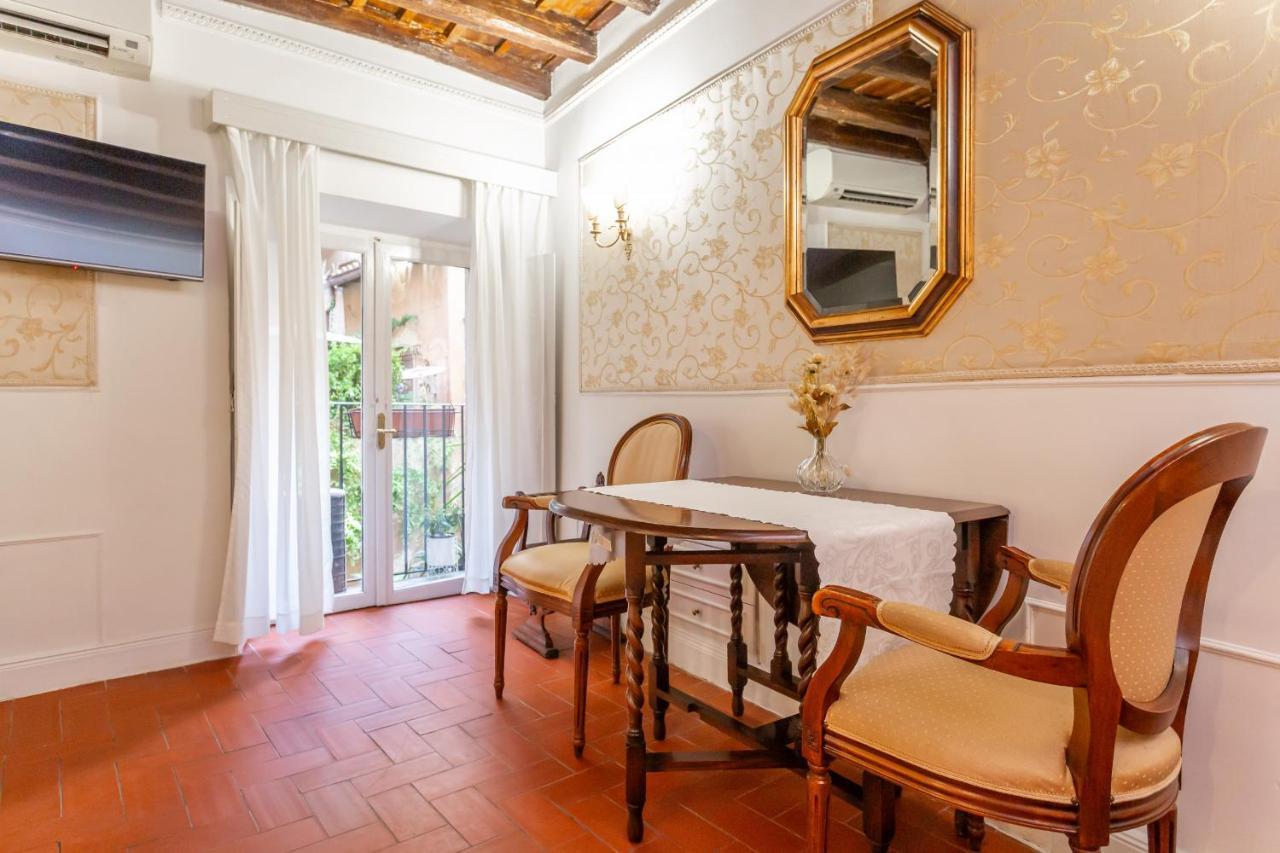 Al Cortile Del Moro Apartment โรม ภายนอก รูปภาพ